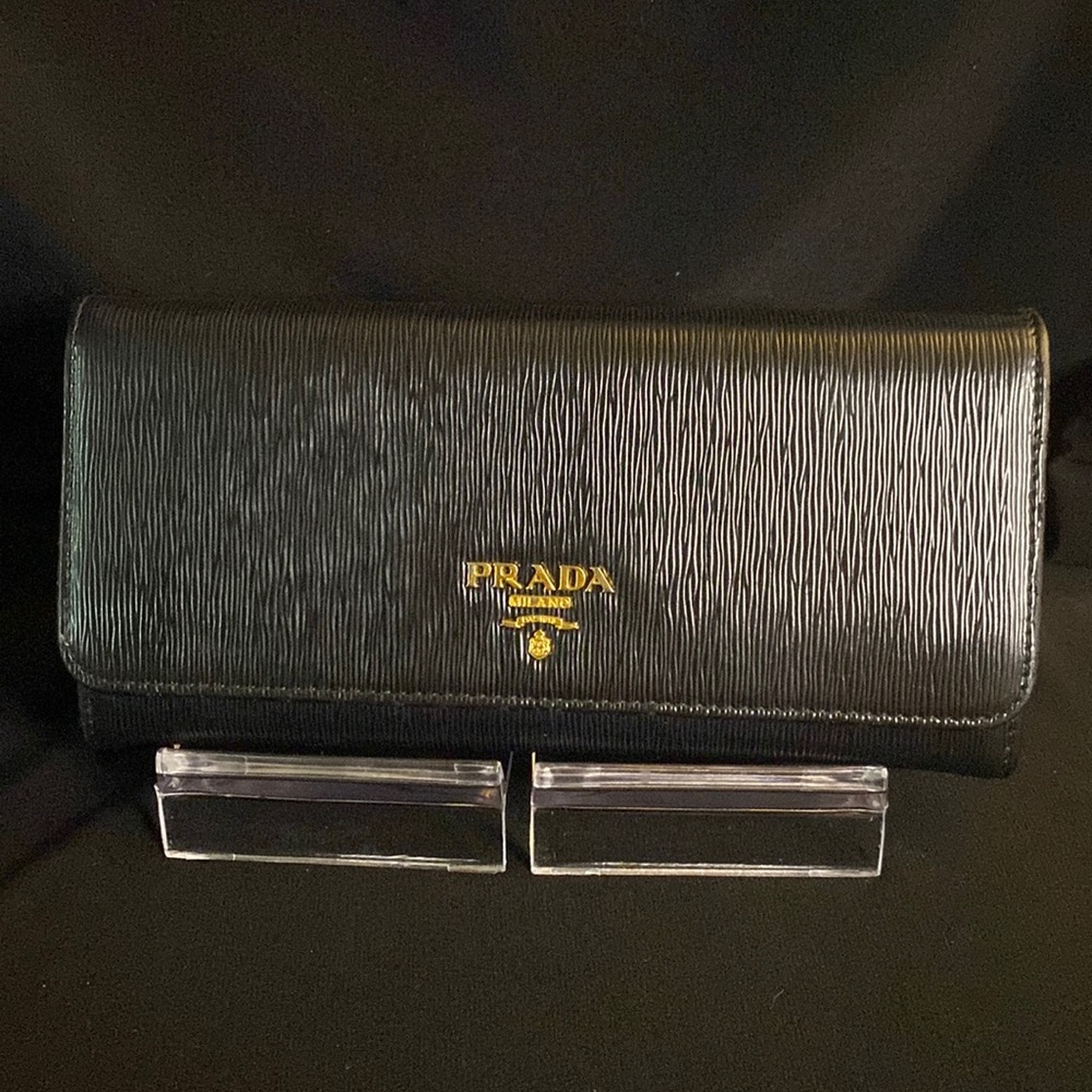 PRADA Milano Soffiano Leather Wallet W/Box